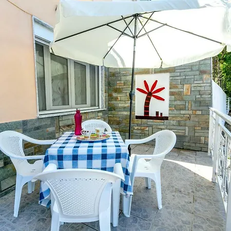 Studio Sotiria *